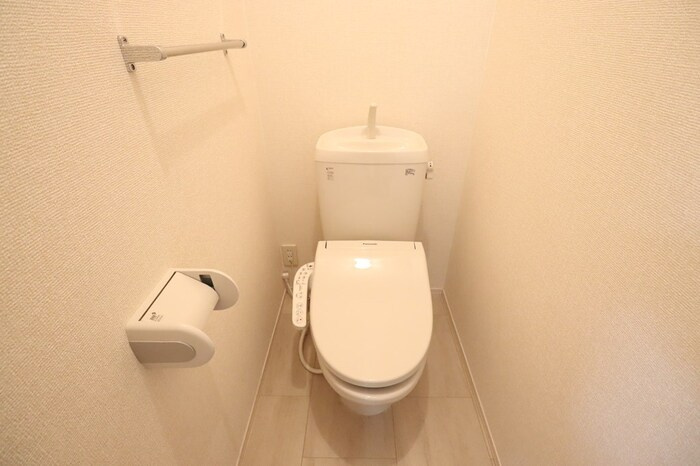 オーヴェル末広のトイレ|落ち着いたトイレです