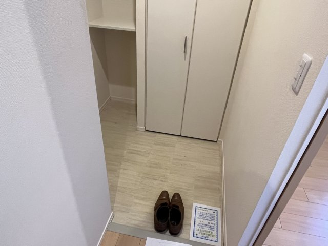 アーバンドエル新中野の玄関|同建物別室参考写真
