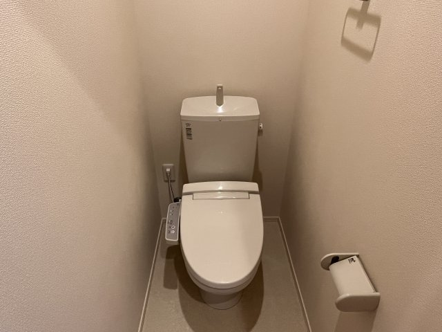 アーバンドエル新中野のトイレ|同建物別室参考写真