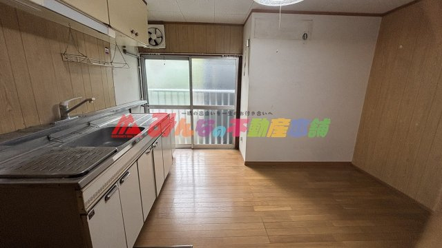久留米市六ツ門町の店舗のキッチン