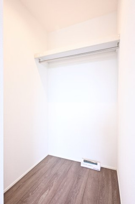 【収納】 | 太田市新田高尾町　タクトホーム　2号棟 | 寝室にはウォークインクローゼットがついておりおしゃれなご家族もうれしい空間です♪
