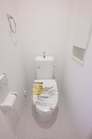【トイレ】 | 太田市高林南町　タクトホーム | トイレが２つあるので玄関横は来客用と使い分けできます♪