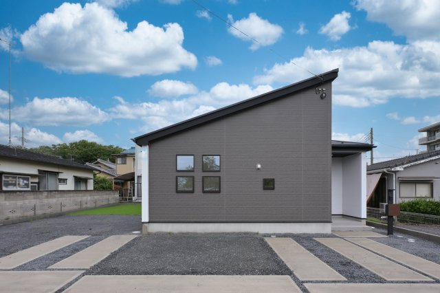 【外観】 | 太田市高林南町　タクトホーム | モダンなデザインがお洒落な平屋・新築のお家です♪