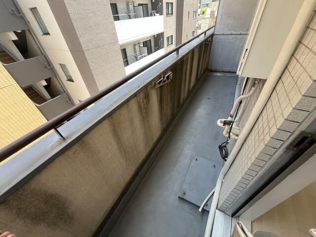 朝日向島マンションのバルコニー