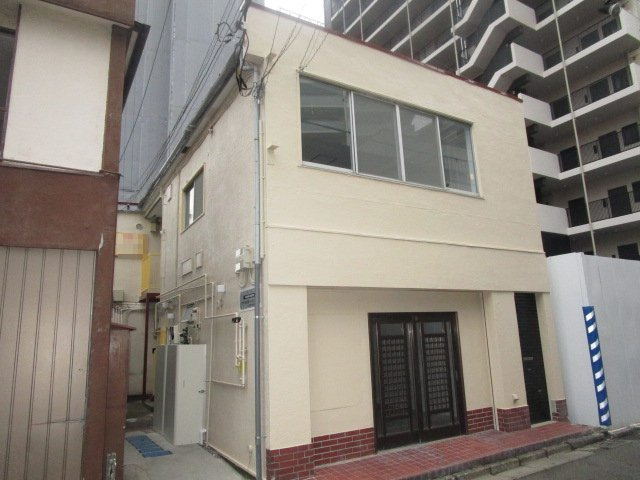 座間市相模が丘５丁目の倉庫の外観
