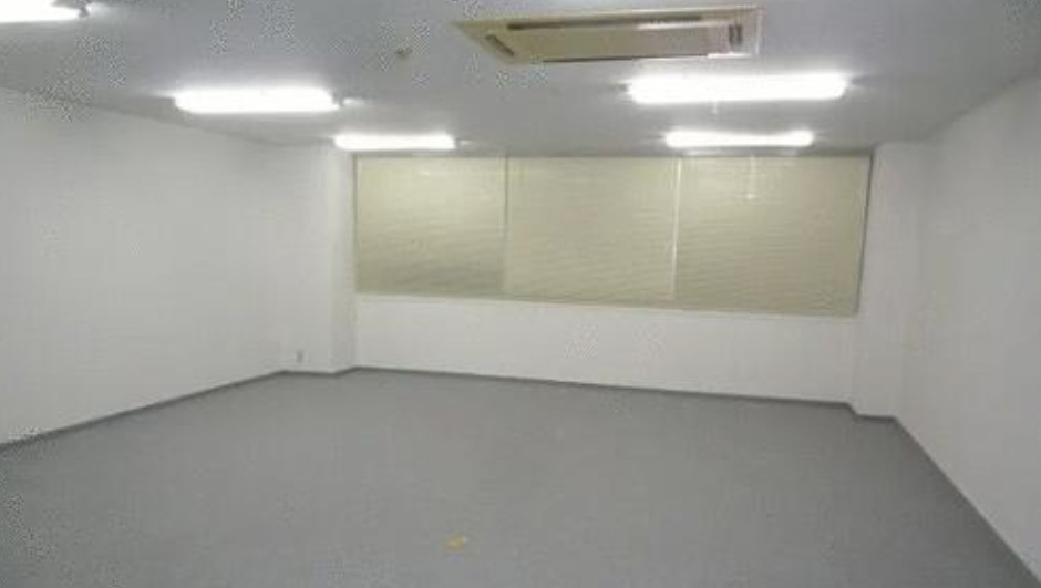 サンプレ京都ビルの内装