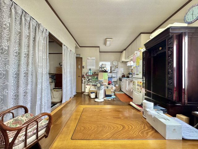 【駅近！！】古河市古河中古戸建の居間・リビング