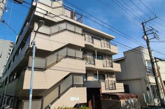 リーフハイツ西日暮里　１０３号室の外観