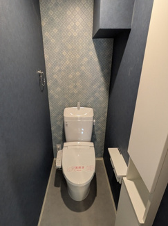 温水洗浄機能付きトイレ
