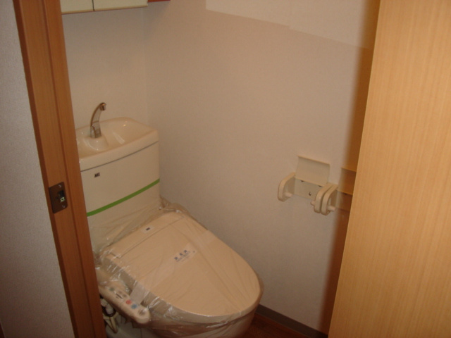 ベリーズ ガーデンのトイレ|ＷＣ(温水洗浄便座)