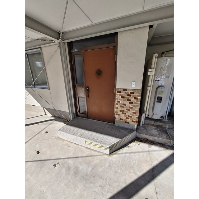 岐阜市正木南１丁目の一戸建てのエントランス