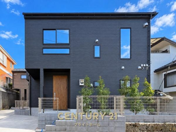 横浜市南区中里４丁目の新築一戸建