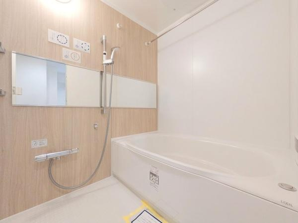 サンクタス横浜二俣川の浴室|広々としたバスルームで一日の疲れをいやして下さい！