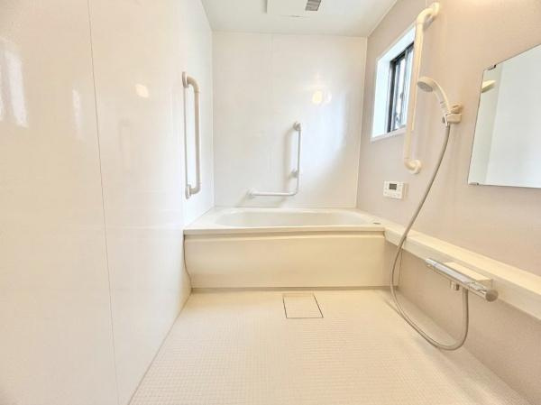 【浴室】 | 西区月が丘4丁目　中古戸建