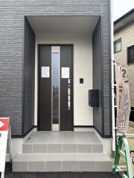 岡崎市上地町第9　全1棟・1号棟の玄関|訪れる人を心地よく迎え入れます。