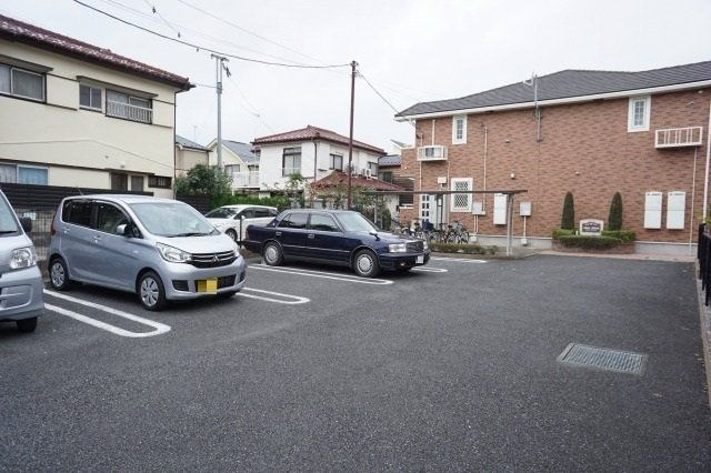 アルベロパラッツォの駐車場