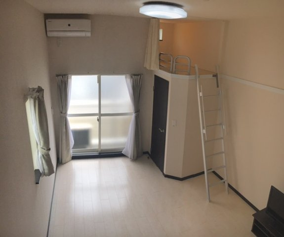 レオネクスト縁の居間・リビング