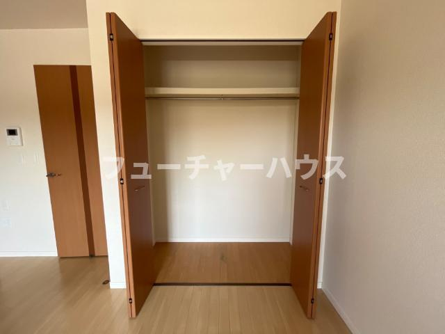 フルール(Ｆｌｅｕｒ）の収納|クローゼット