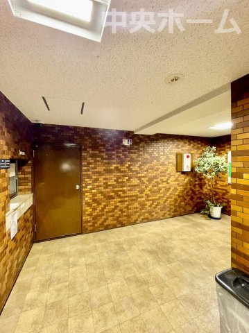 北千住ダイカンプラザのエントランス|エントランス