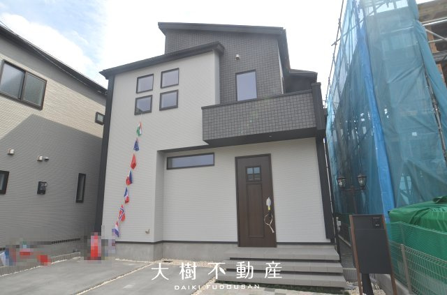 【外観】 | 座間市座間1丁目　新築戸建て　全２棟【仲介手数料無料】 | 建物完成しました！！内見可能です♪