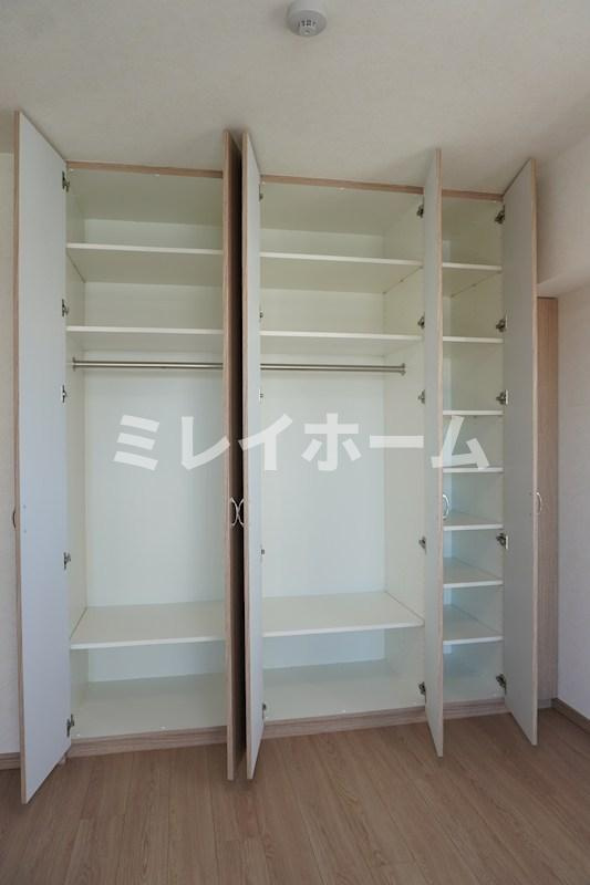 ルーブル北嶺町の収納