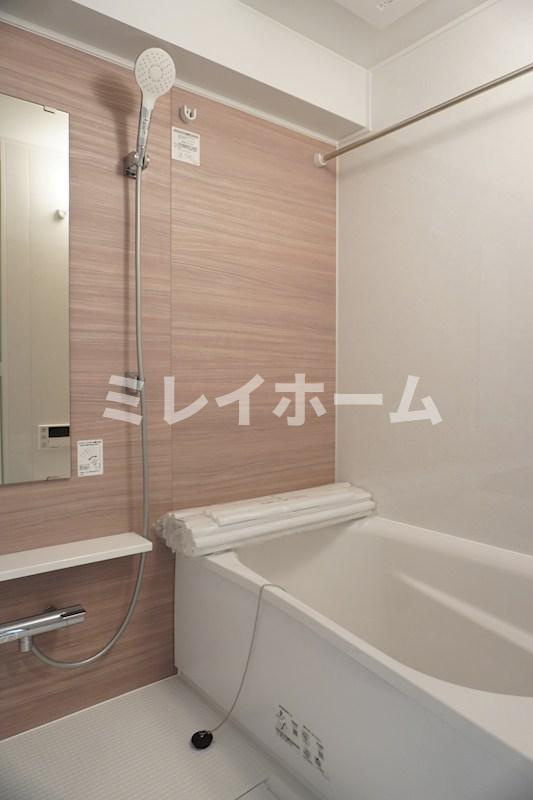 ルーブル北嶺町の浴室