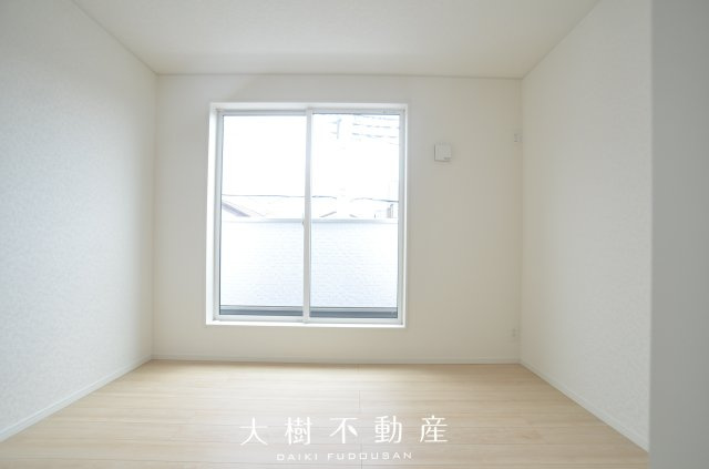 【洋室】 | 海老名市今里３丁目 新築戸建て 全3棟【仲介手数料無料】 | 2階　洋室4（5.7帖）