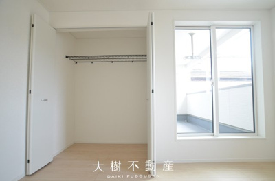 【洋室】 | 海老名市今里３丁目 新築戸建て 全3棟【仲介手数料無料】 | 2階　洋室2（6.0帖）クローゼット