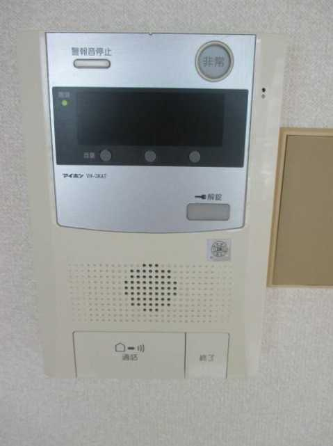 コーポ駒沢P-1　ネット無料　高層階　オートロックのセキュリティ