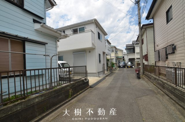 【前面道路含む現地写真】 | 海老名市門沢橋3丁目　中古戸建て【仲介手数料無料】 | ※令和8年5月下旬に撮影