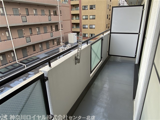 【バルコニー】