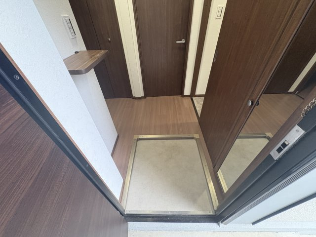 ビバーチェ西明石の玄関