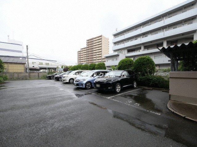千里サザンテラスの駐車場|駐車場です