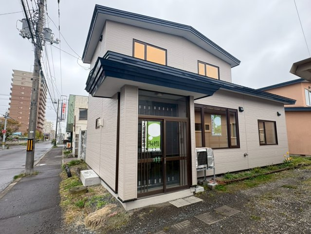 若竹町11-13貸家