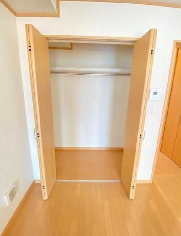イザットパレス下馬　南西角部屋　追焚　最上階の収納