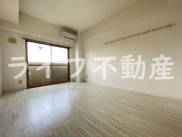 アーバンリブの居間・リビング|こちらの居間で趣味の時間をお楽しみください