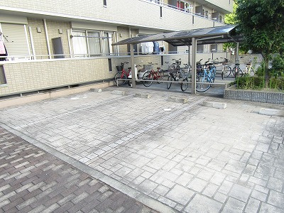 ボナール水尾の駐車場