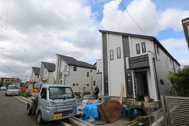 【Heartfull Town】鈴木町１丁目295番４の外観|間取りは、3LDK～4LDKのプランをご用意。
号棟によっては、WIC・SIC・パントリーなどの収納もございます。