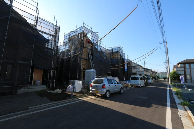 【Heartfull Town】鈴木町１丁目295番４の外観|食洗機・電池錠・浴室乾燥機を完備しております。
