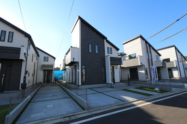【Heartfull Town】鈴木町１丁目295番４の外観