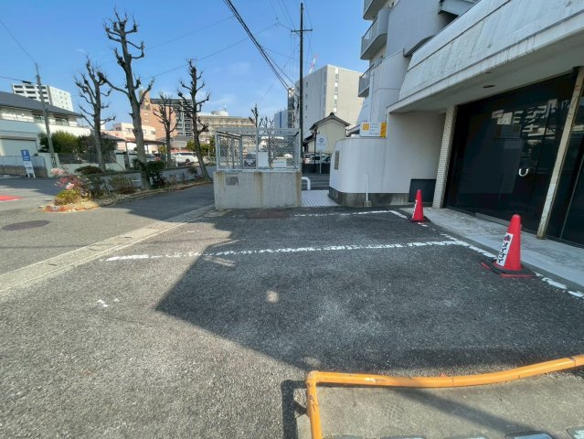 ホワイトキャッスル豊田I　１F　店舗の外観