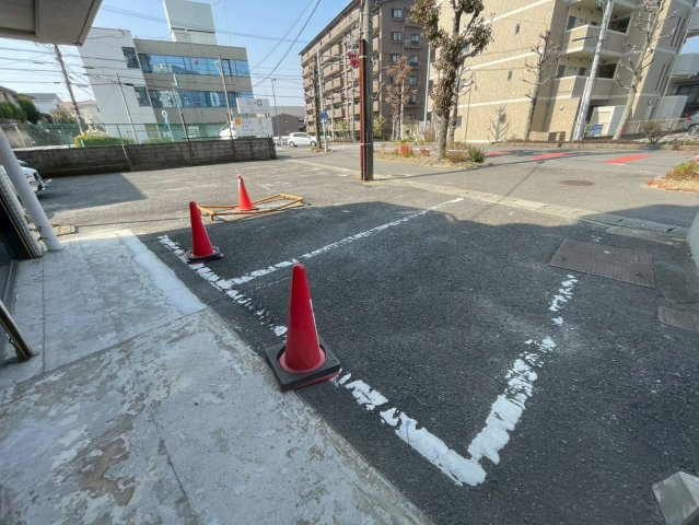 ホワイトキャッスル豊田I　１F　店舗の駐車場