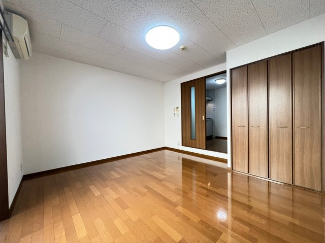 アンプルールクラージュ別府の居間・リビング