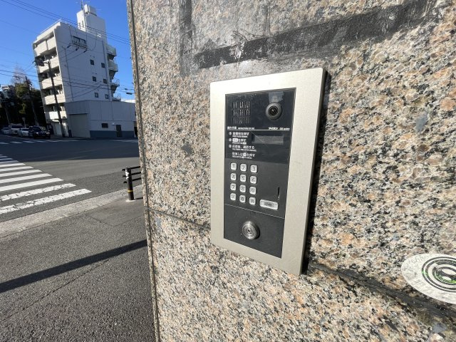 ドーム１番館
