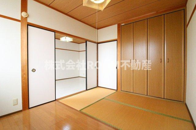 メゾン吉尾の和室|明るい和室です