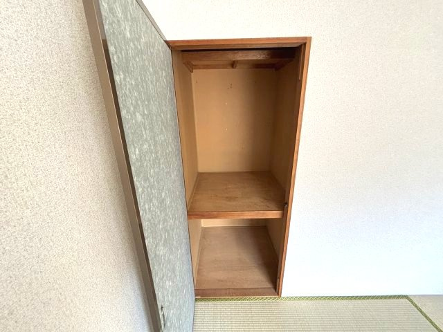 シャトードイワネE号館の収納