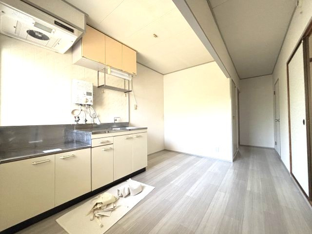 シャトードイワネE号館の居間・リビング