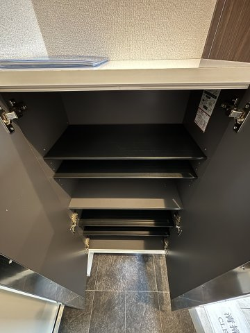 川崎市多摩区宿河原４丁目のアパートの収納