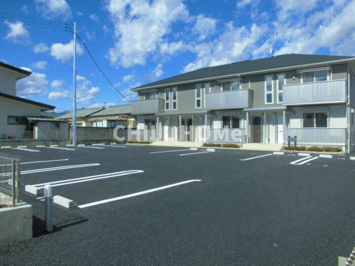 フェリーチェ　Cの駐車場|当社、チルホームのHPもご覧ください(^^)/物件情報多数♪