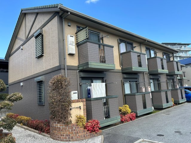 宝塚市山本南１丁目のアパート